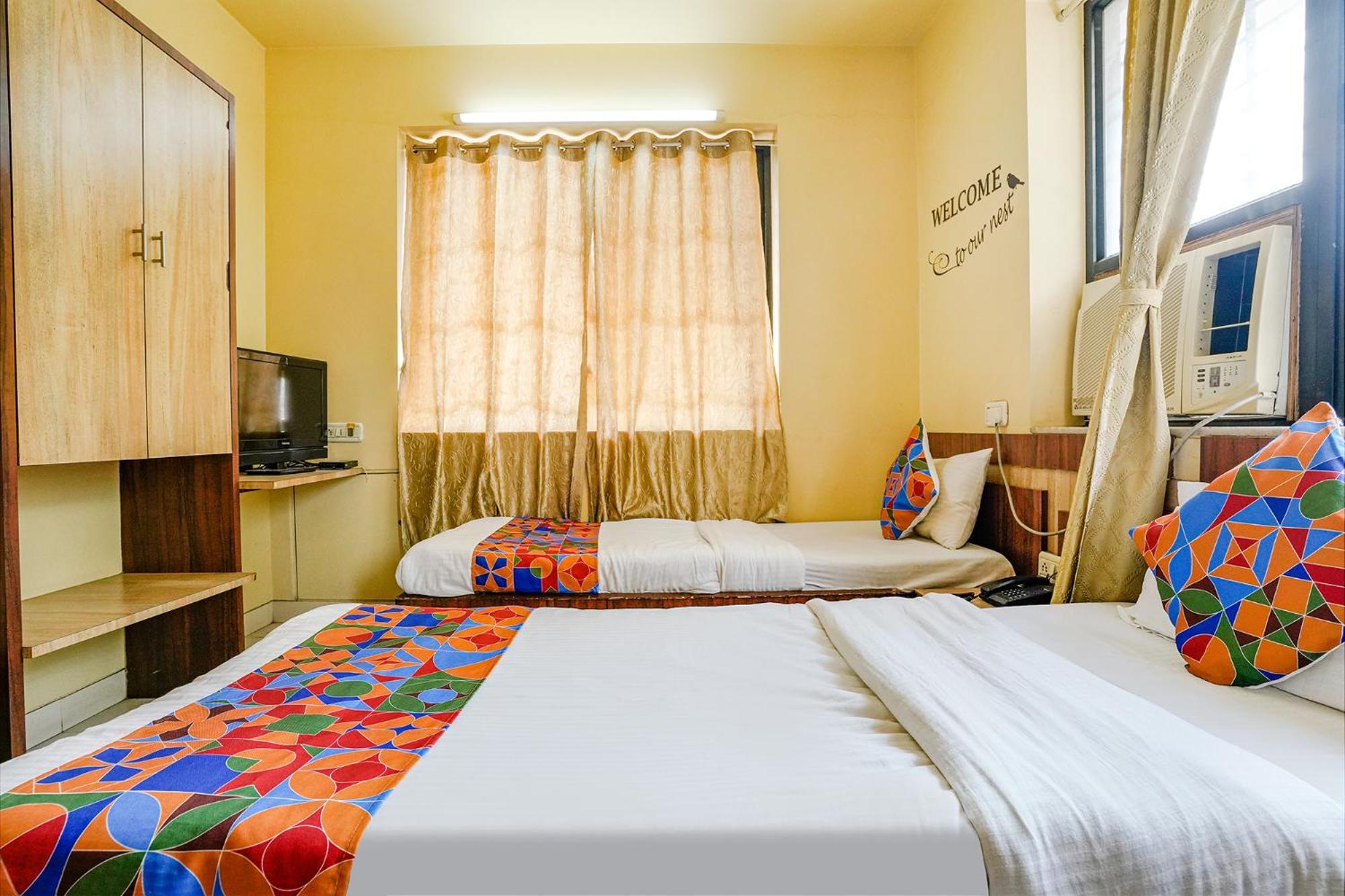 Fabhotel Samrat Nashik Bagian luar foto