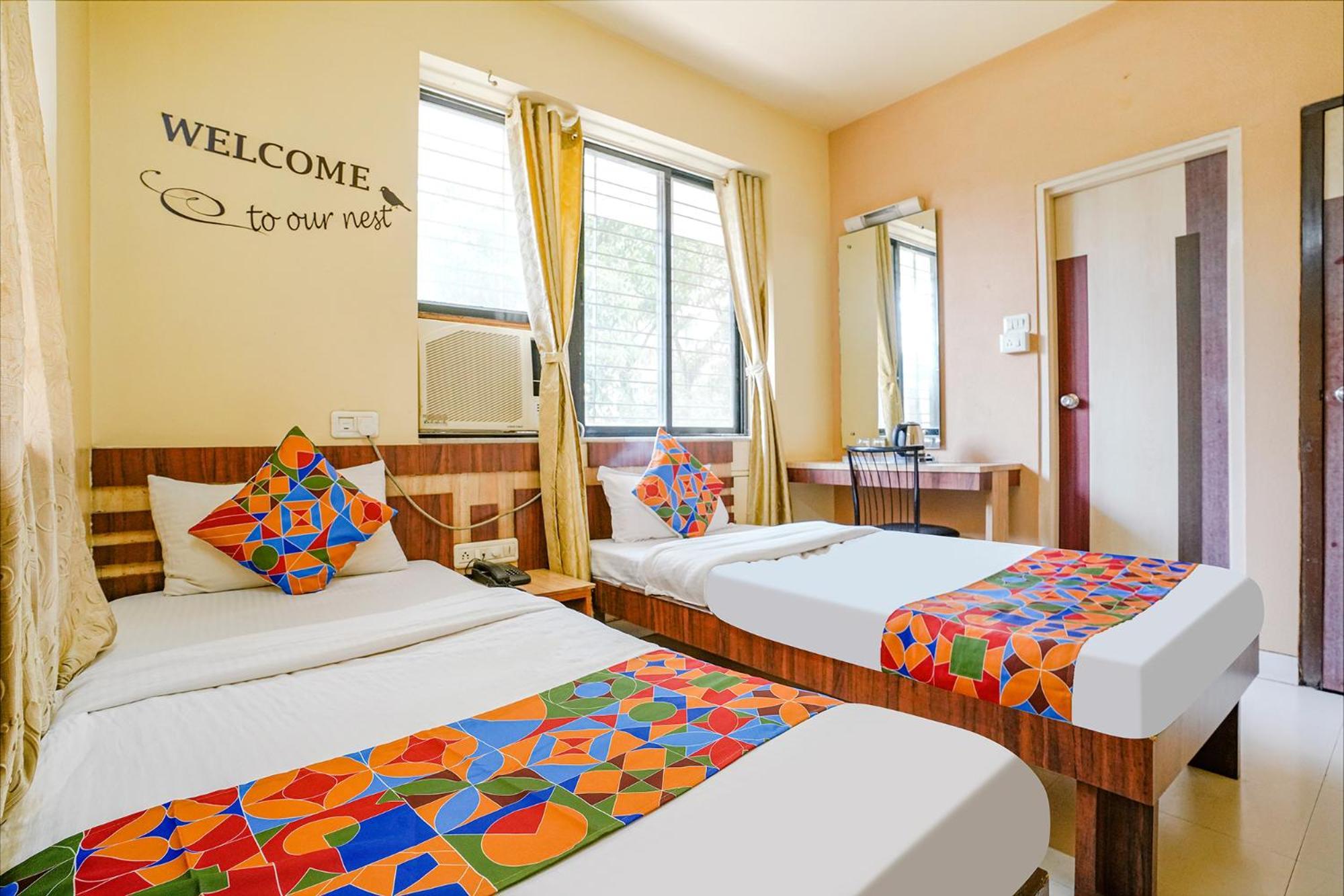 Fabhotel Samrat Nashik Bagian luar foto