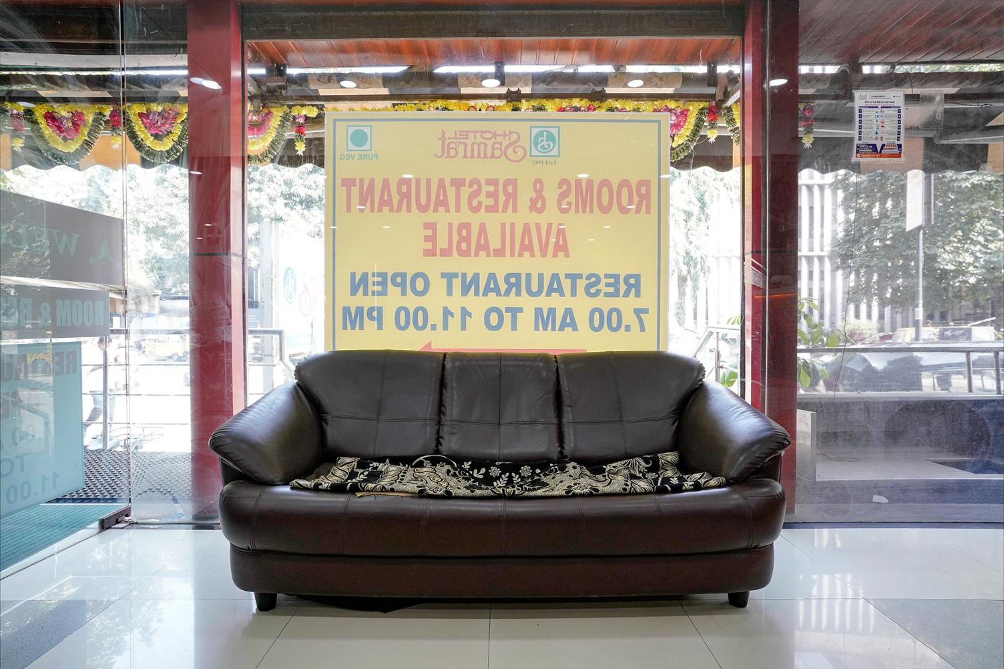 Fabhotel Samrat Nashik Bagian luar foto